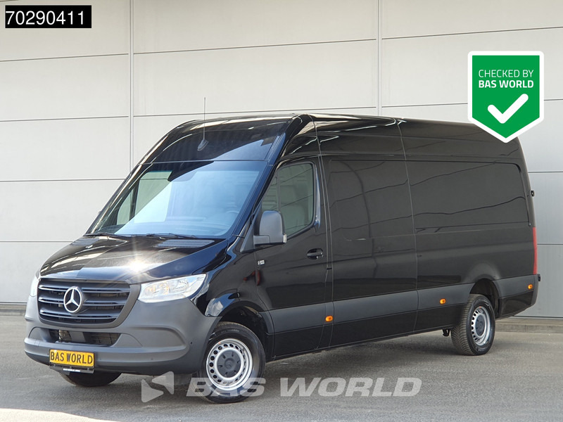 Mercedes-Benz Sprinter 317 CDI Automaat 170PK 3,5t Trekhaak L3H2 Airco Camera Parkeersensoren MBUX CarPlay Euro6 L3 15m3 A/C Towbar - Panel van: picture 1 Mercedes-Benz Sprinter 317 CDI Automaat 170PK 3,5t Trekhaak L3H2 Airco Camera Parkeersensoren MBUX CarPlay Euro6 L3 15m3 A/C Towbar - Panel van: picture 1