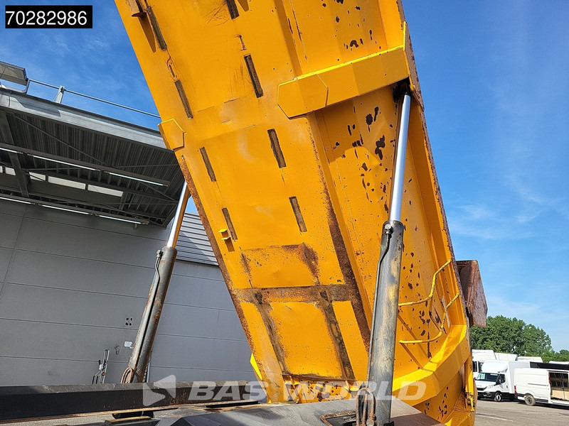 Renault Kerax 420 6X4 Retarder Kipper Full Steel Big Axle Euro 3 - Tipper: picture 5 Renault Kerax 420 6X4 Retarder Kipper Full Steel Big Axle Euro 3 - Tipper: picture 5