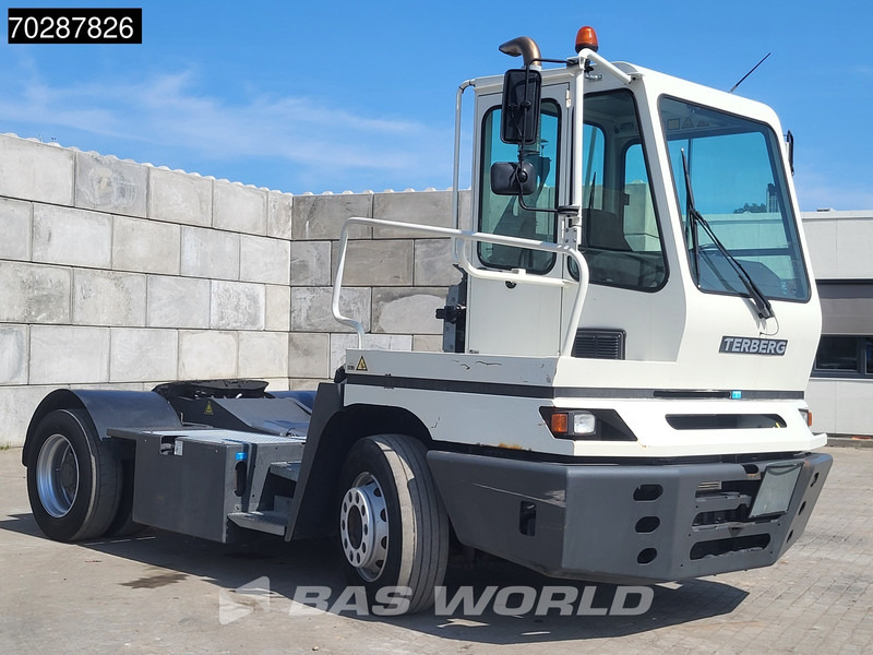 Terberg YT 182 4X2 NL-Truck Big-Axle Hebesattel Drumbrakes - Terminal tractor: picture 5 Terberg YT 182 4X2 NL-Truck Big-Axle Hebesattel Drumbrakes - Terminal tractor: picture 5