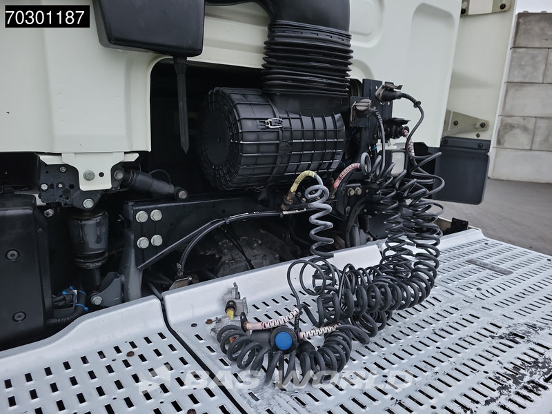 Tractor unit DAF CF 330 CF 330 FT 4X2 Low Mileage! NL-Truck Manual: picture 6 Tractor unit DAF CF 330 CF 330 FT 4X2 Low Mileage! NL-Truck Manual: picture 6