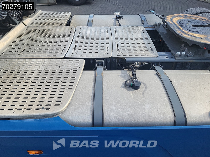 DAF XF 450 4X2 NL-Truck 2x Tanks Standklima - Tractor unit: picture 5 DAF XF 450 4X2 NL-Truck 2x Tanks Standklima - Tractor unit: picture 5