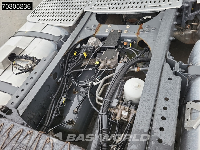 Tractor unit DAF XF 480 4X2 SC 2x Tanks 80% Tyres: picture 15 Tractor unit DAF XF 480 4X2 SC 2x Tanks 80% Tyres: picture 15