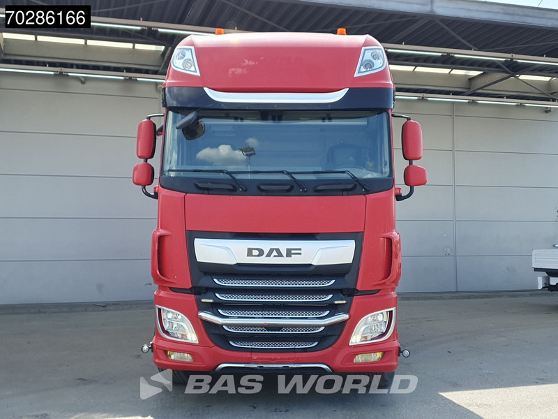 DAF XF 530 XF 6X4 SSC Manual Euro 6 - Tractor unit: picture 5 DAF XF 530 XF 6X4 SSC Manual Euro 6 - Tractor unit: picture 5