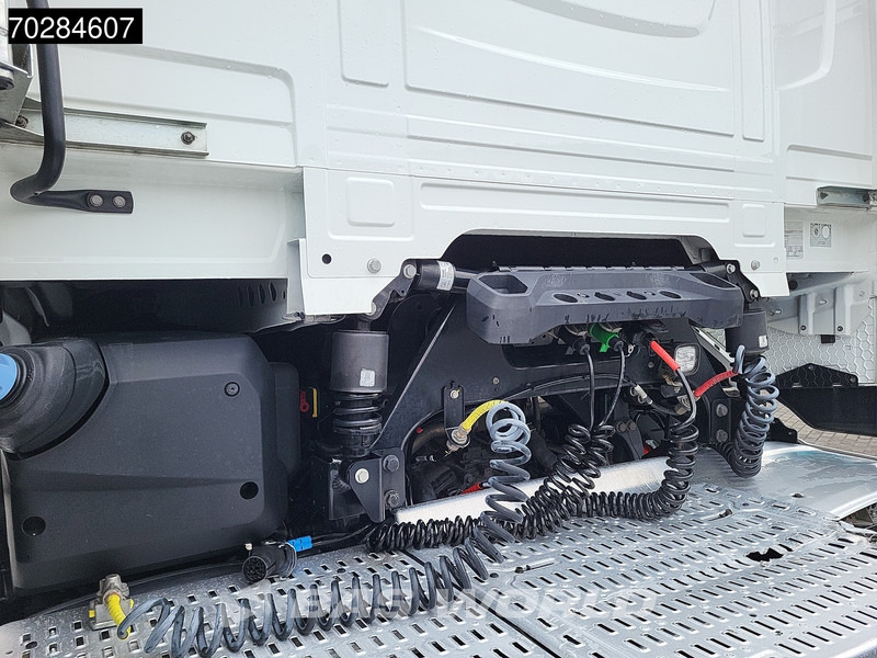 DAF XG 480 4X2 Retarder 2x Tanks Standklima MirrorCam Alcoa's - Tractor unit: picture 5 DAF XG 480 4X2 Retarder 2x Tanks Standklima MirrorCam Alcoa's - Tractor unit: picture 5