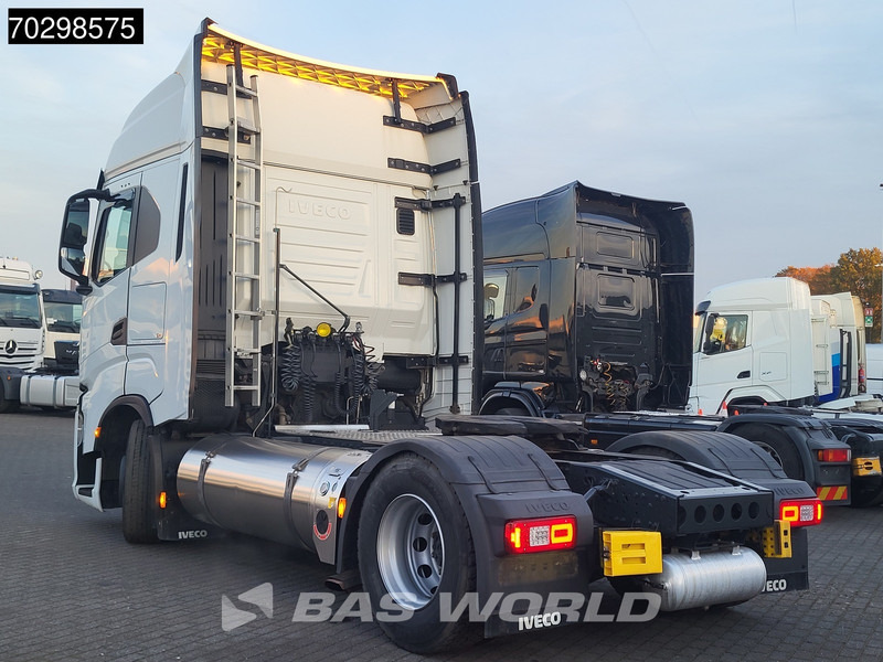 Iveco S-Way 460 4X2 LNG! Retarder 2x Tanks Standklima - Tractor unit: picture 2 Iveco S-Way 460 4X2 LNG! Retarder 2x Tanks Standklima - Tractor unit: picture 2