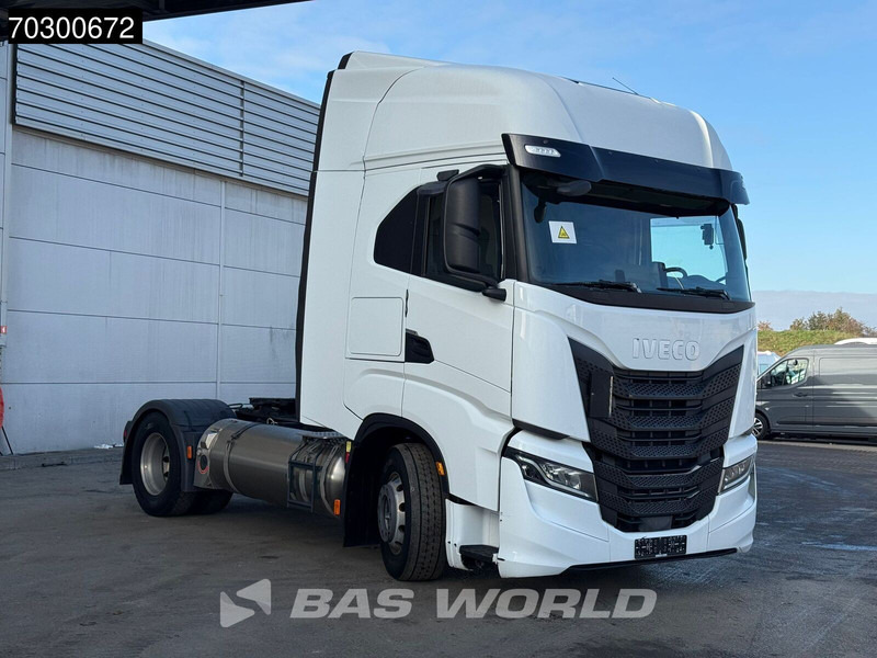 Iveco S-Way 460 4X2 LNG! Retarder 2xTanks ACC LED Euro 6 - Tractor unit: picture 5 Iveco S-Way 460 4X2 LNG! Retarder 2xTanks ACC LED Euro 6 - Tractor unit: picture 5