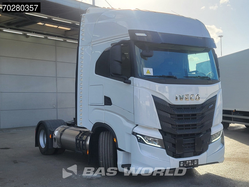 Iveco S-Way 460 4X2 Retarder 2xTanks LNG Standklima LED Navi ACC Euro 6 - Tractor unit: picture 3 Iveco S-Way 460 4X2 Retarder 2xTanks LNG Standklima LED Navi ACC Euro 6 - Tractor unit: picture 3
