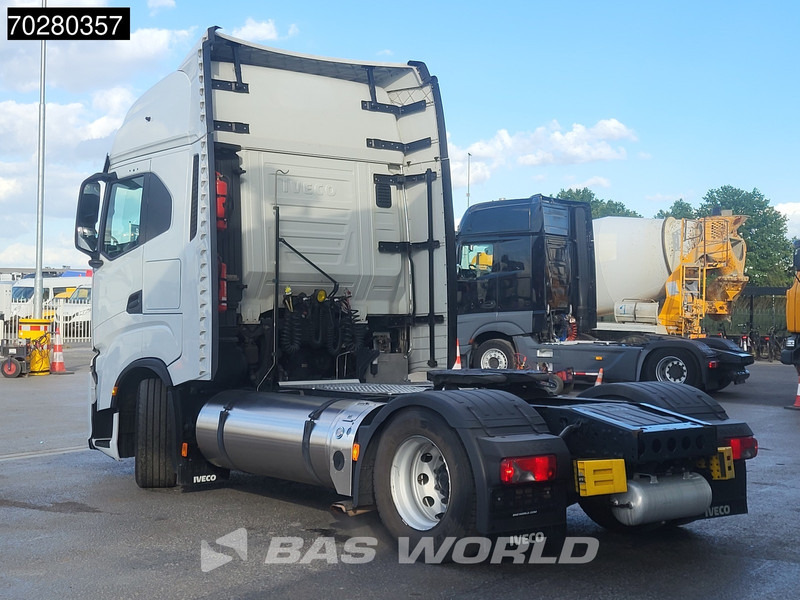 Iveco S-Way 460 4X2 Retarder 2xTanks LNG Standklima LED Navi ACC Euro 6 - Tractor unit: picture 2 Iveco S-Way 460 4X2 Retarder 2xTanks LNG Standklima LED Navi ACC Euro 6 - Tractor unit: picture 2
