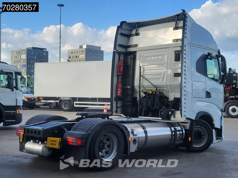 Iveco S-Way 460 4X2 Retarder 2xTanks LNG Standklima LED Navi ACC Euro 6 - Tractor unit: picture 5 Iveco S-Way 460 4X2 Retarder 2xTanks LNG Standklima LED Navi ACC Euro 6 - Tractor unit: picture 5