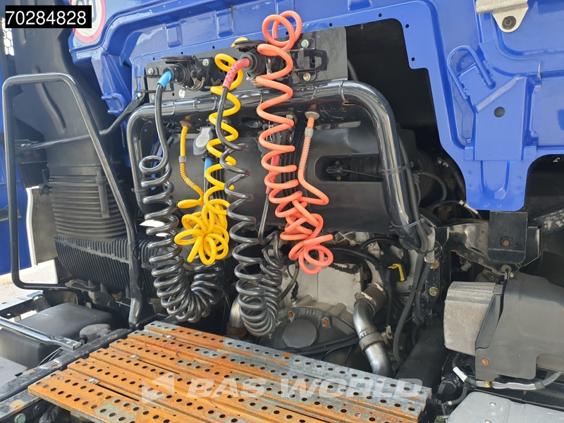 Tractor unit MAN TGX 18.460 4X2 XLX Mega Retarder 2x Tanks ACC Euro 6: picture 12