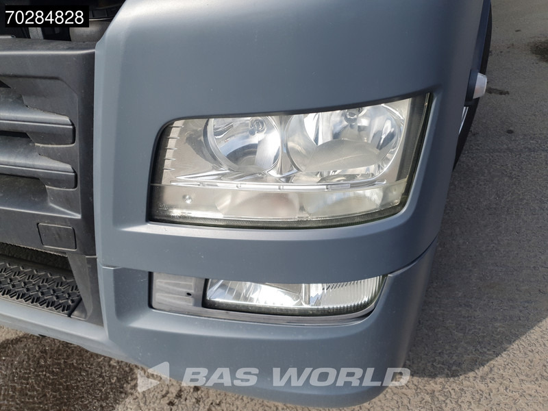Tractor unit MAN TGX 18.460 4X2 XLX Mega Retarder 2x Tanks ACC Euro 6: picture 9