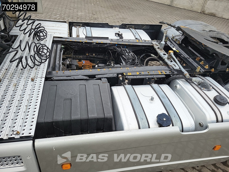 Tractor unit MAN TGX 18.580 4X2 Full-Air Retarder Leder Standairco 2xTanks Navi Xenon ACC Euro 6: picture 13 Tractor unit MAN TGX 18.580 4X2 Full-Air Retarder Leder Standairco 2xTanks Navi Xenon ACC Euro 6: picture 13