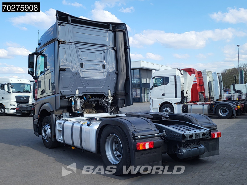 Mercedes-Benz Actros 1851 4X2 BigSpace 2x Tanks - Tractor unit: picture 2 Mercedes-Benz Actros 1851 4X2 BigSpace 2x Tanks - Tractor unit: picture 2