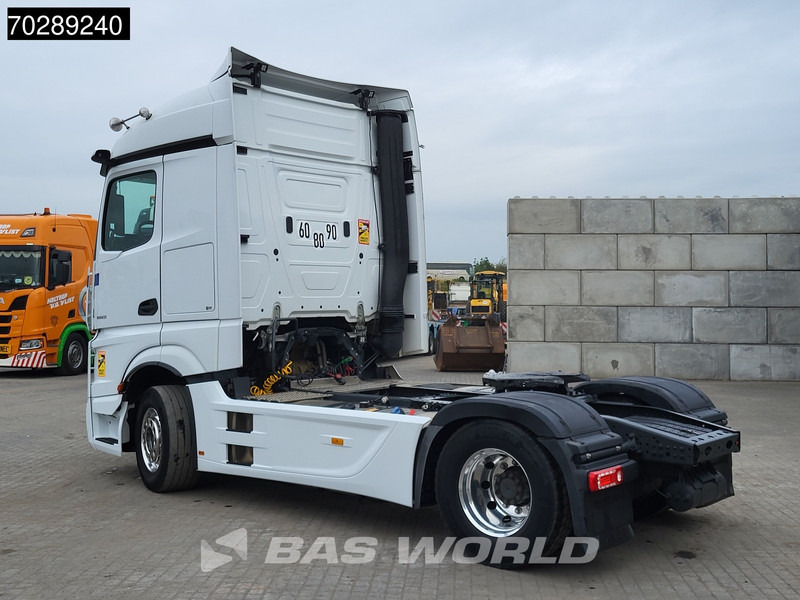 Mercedes-Benz Actros 1853 4X2 StreamSpace Retarder 2x Tanks Standairco Xenon Euro 6 - Tractor unit: picture 2 Mercedes-Benz Actros 1853 4X2 StreamSpace Retarder 2x Tanks Standairco Xenon Euro 6 - Tractor unit: picture 2