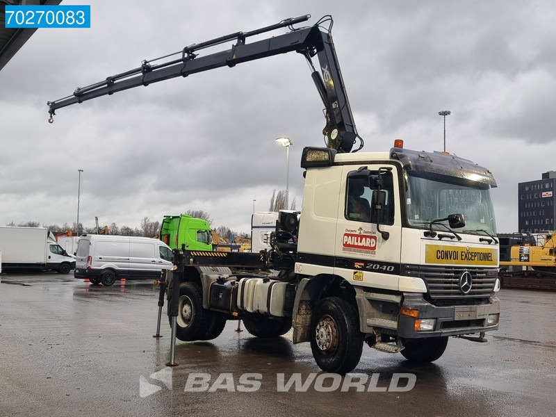 Mercedes-Benz Actros 2040 Actros 4X4 Manual 4x4 Big-Axle Full-Steel Hiab 1660-5 Kran 4x Stabilizers - Tractor unit: picture 3 Mercedes-Benz Actros 2040 Actros 4X4 Manual 4x4 Big-Axle Full-Steel Hiab 1660-5 Kran 4x Stabilizers - Tractor unit: picture 3