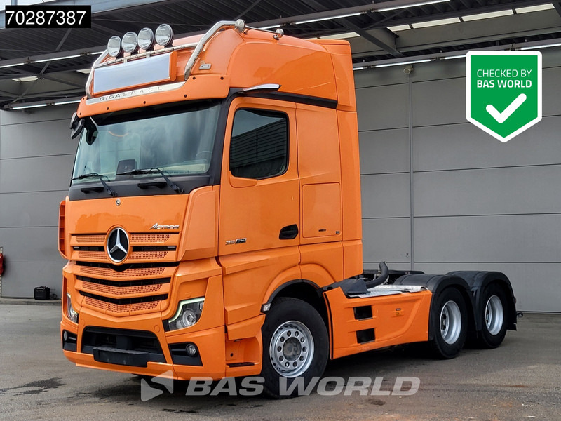 Mercedes-Benz Actros 2663 Actros 6X4 GigaSpace Retarder Full-Air Leder Compressor Xenon Navi ACC Euro 6 - Tractor unit: picture 1 Mercedes-Benz Actros 2663 Actros 6X4 GigaSpace Retarder Full-Air Leder Compressor Xenon Navi ACC Euro 6 - Tractor unit: picture 1
