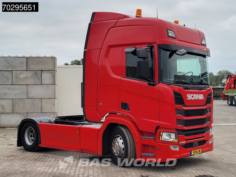 Scania R450 R 4X2 NL-Truck Retarder LED Euro 6 - Tractor unit: picture 3 Scania R450 R 4X2 NL-Truck Retarder LED Euro 6 - Tractor unit: picture 3