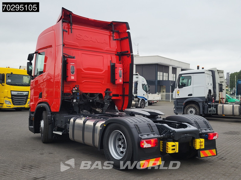 Scania R460 4X2 NEW! Retarder 2xTanks ACC LED Euro 6 - Tractor unit: picture 2 Scania R460 4X2 NEW! Retarder 2xTanks ACC LED Euro 6 - Tractor unit: picture 2