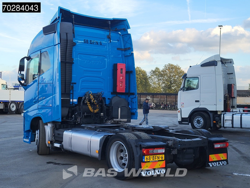 Volvo FH 420 4X2 NL-Truck Mega 2x Tanks VEB+ Xenon - Tractor unit: picture 2 Volvo FH 420 4X2 NL-Truck Mega 2x Tanks VEB+ Xenon - Tractor unit: picture 2