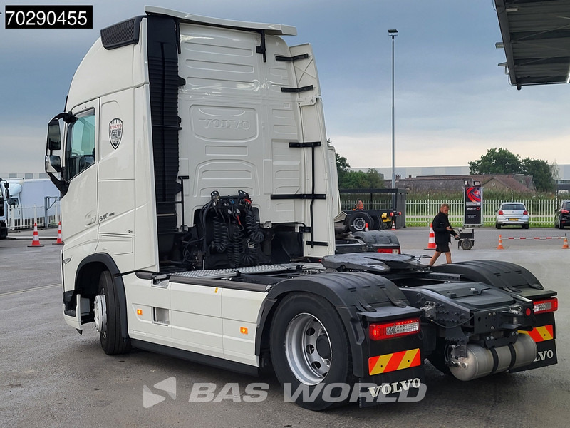 Volvo FH 460 4X2 XL Retarder I-ParkCool 2xTanks - Tractor unit: picture 2 Volvo FH 460 4X2 XL Retarder I-ParkCool 2xTanks - Tractor unit: picture 2