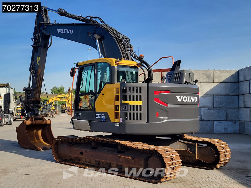 Volvo ECR235 E L - Crawler excavator: picture 2 Volvo ECR235 E L - Crawler excavator: picture 2