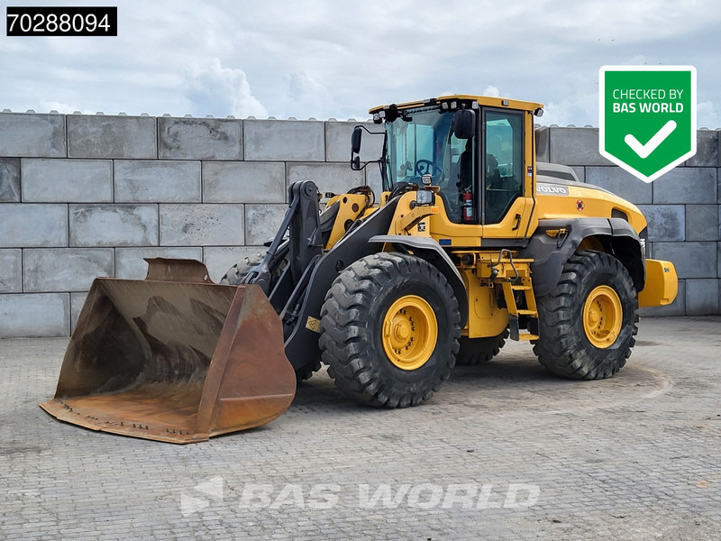 Volvo L120 H CDC - 3TH VALVE - QUICK COUPLER - Wheel loader: picture 1 Volvo L120 H CDC - 3TH VALVE - QUICK COUPLER - Wheel loader: picture 1