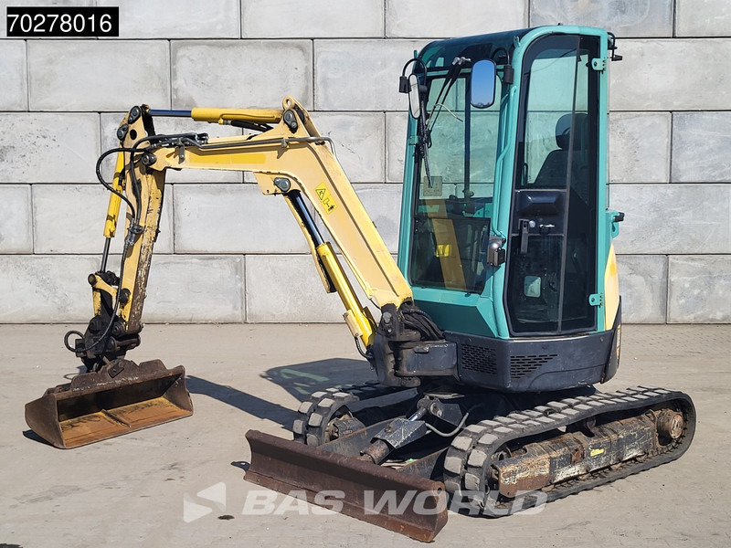 Yanmar VIO25-4 - Mini excavator: picture 2 Yanmar VIO25-4 - Mini excavator: picture 2