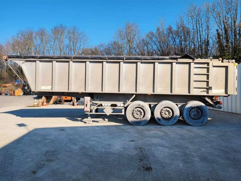 Benalu 3 ESSIEUX - Tipper semi-trailer: picture 4 Benalu 3 ESSIEUX - Tipper semi-trailer: picture 4