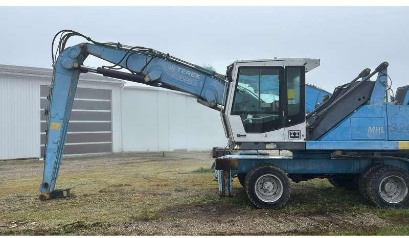 Fuchs MHL320 - Waste/ Industry handler: picture 2 Fuchs MHL320 - Waste/ Industry handler: picture 2