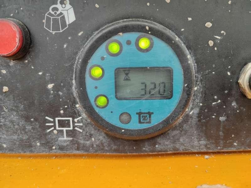 Vertical mast lift Haulotte CISEAUX COMPACT 8: picture 20