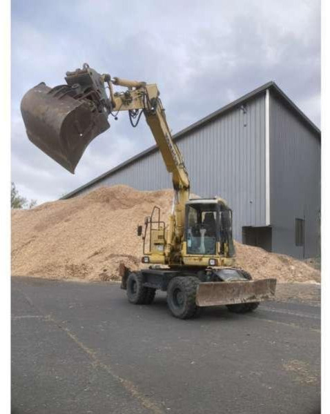 Komatsu PW160-7K - Wheel excavator: picture 4 Komatsu PW160-7K - Wheel excavator: picture 4