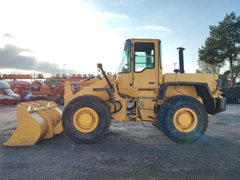 Komatsu WA270-3 - Wheel loader: picture 4 Komatsu WA270-3 - Wheel loader: picture 4