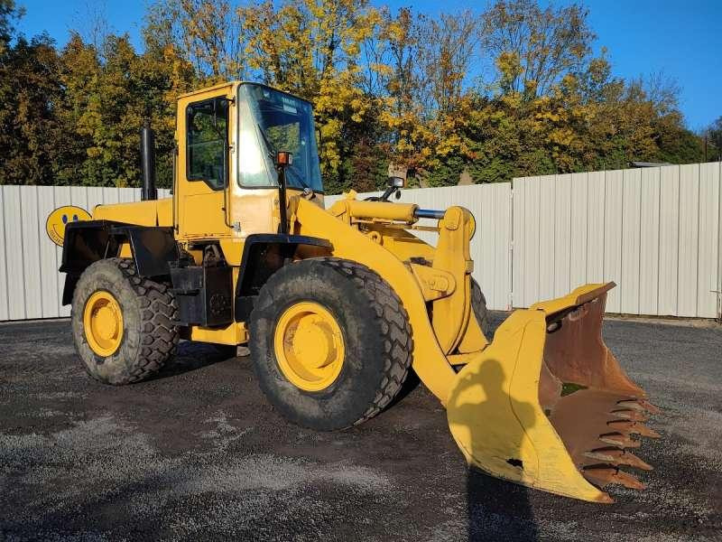 Komatsu WA270-3 - Wheel loader: picture 1 Komatsu WA270-3 - Wheel loader: picture 1