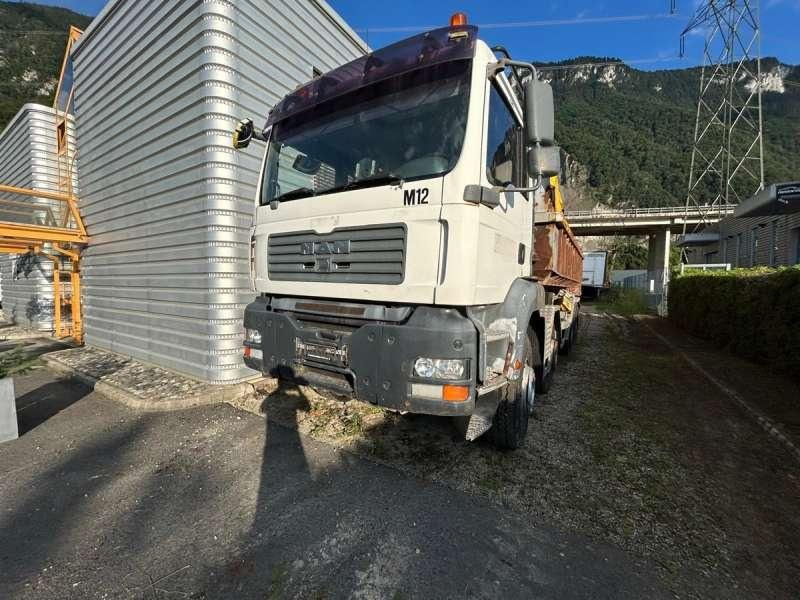 MAN TGA 35.440 8X4 - Hook lift truck: picture 4 MAN TGA 35.440 8X4 - Hook lift truck: picture 4