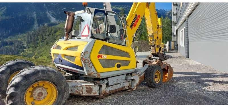 MENZI MUCK A91F MOBIL - Walking excavator: picture 1 MENZI MUCK A91F MOBIL - Walking excavator: picture 1