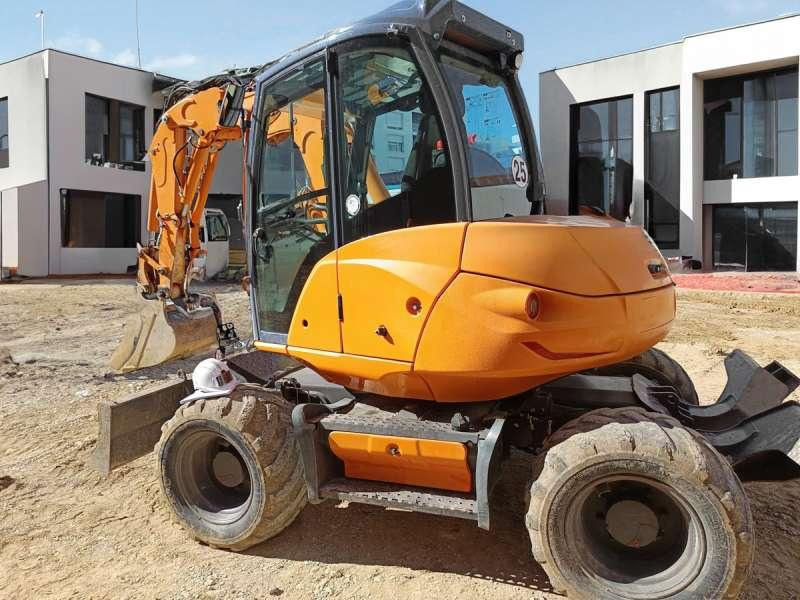 Mecalac 9MWR - Wheel excavator: picture 2 Mecalac 9MWR - Wheel excavator: picture 2