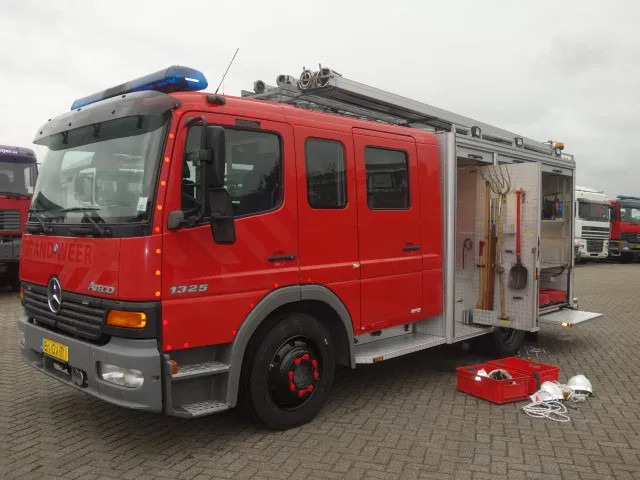 Fire truck Mercedes-Benz Atego 1325 godiva pump bomberos: picture 1
