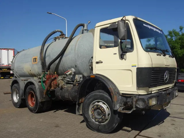 Mercedes-Benz MB 2222 6X4 WATERTANKER WITH PUMP - Tank truck: picture 1 Mercedes-Benz MB 2222 6X4 WATERTANKER WITH PUMP - Tank truck: picture 1