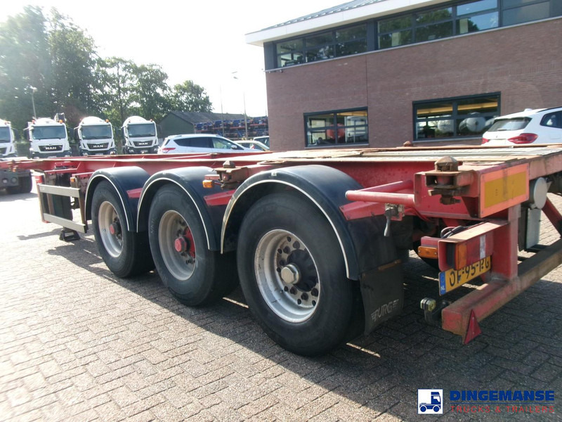 Burg 3-axle container chassis 20,30 ft + ADR - Container transporter/ Swap body semi-trailer: picture 3 Burg 3-axle container chassis 20,30 ft + ADR - Container transporter/ Swap body semi-trailer: picture 3