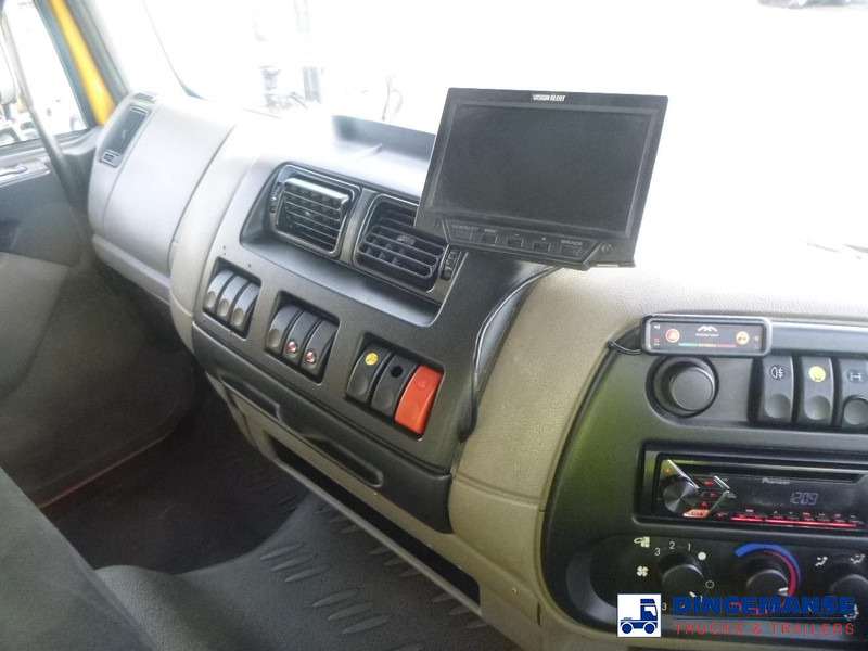 DAF LF 55.220 4X2 RHD Whale vacuum tank 8.1 m3 on lease DAF LF 55.220 4X2 RHD Whale vacuum tank 8.1 m3: picture 20