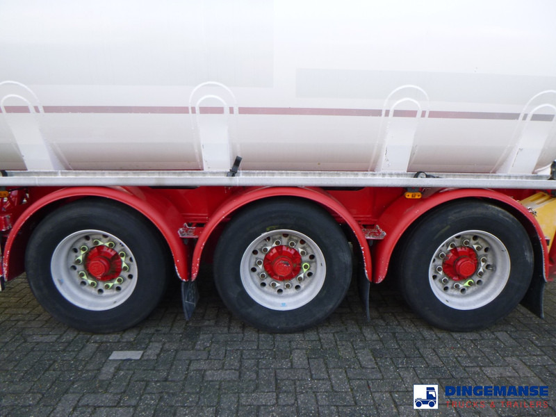 Feldbinder Jet fuel tank 40 m3 / 1 comp + pump - Tank trailer: picture 5 Feldbinder Jet fuel tank 40 m3 / 1 comp + pump - Tank trailer: picture 5