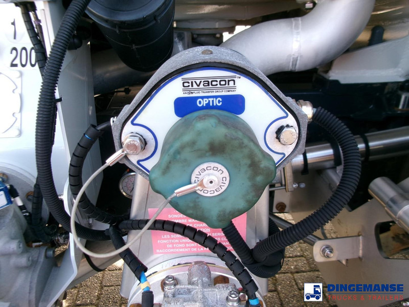 Iveco AD260S31Y 6X2 fuel tank 19 m3 / 5 comp / ADR 02-07-2024 on lease Iveco AD260S31Y 6X2 fuel tank 19 m3 / 5 comp / ADR 02-07-2024: picture 13