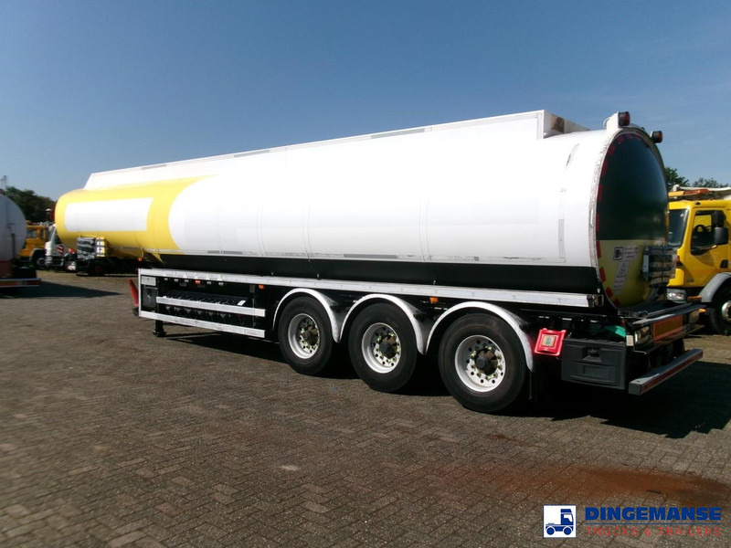 Lakeland Fuel tank alu 43 m3 / 6 comp - Tank semi-trailer: picture 3 Lakeland Fuel tank alu 43 m3 / 6 comp - Tank semi-trailer: picture 3