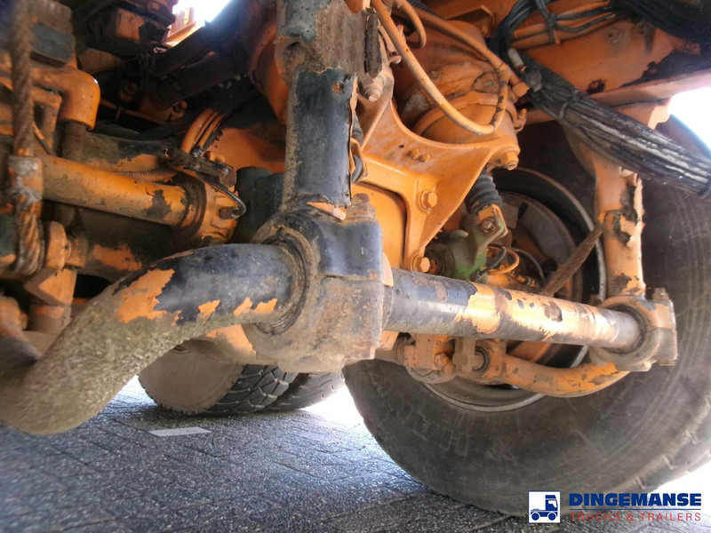 MAN 41.463 8x4 Euro 2 vacuum tank ADR 15 m3 / 2 comp on lease MAN 41.463 8x4 Euro 2 vacuum tank ADR 15 m3 / 2 comp: picture 9