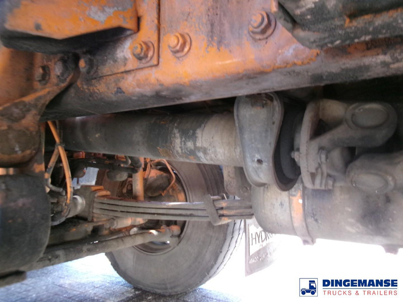 MAN 41.463 8x4 Euro 2 vacuum tank ADR 15 m3 / 2 comp on lease MAN 41.463 8x4 Euro 2 vacuum tank ADR 15 m3 / 2 comp: picture 13