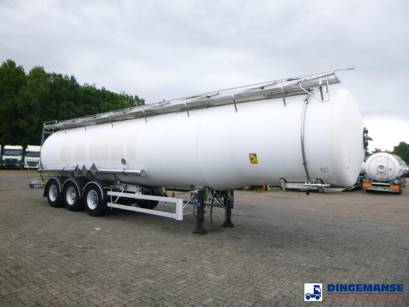 Magyar Chemical tank inox 34 m3 / 1 comp - Tank trailer: picture 2 Magyar Chemical tank inox 34 m3 / 1 comp - Tank trailer: picture 2