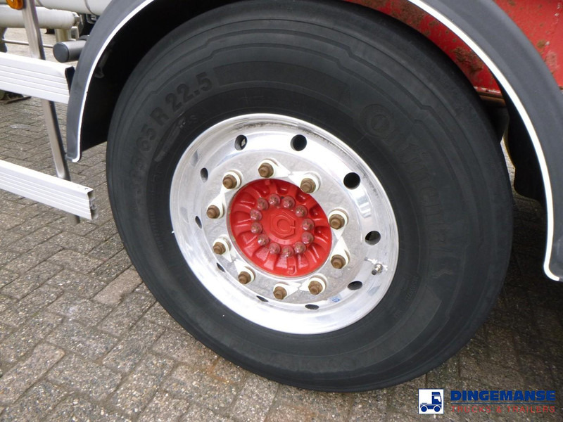 Tank semi-trailer Magyar Food tank inox 30 m3 / 4 comp: picture 7 Tank semi-trailer Magyar Food tank inox 30 m3 / 4 comp: picture 7