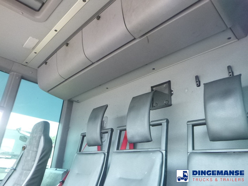 Garbage truck Mercedes-Benz Econic 2633 6x4 RHD Euro 5 EEV Faun Variopress refuse truck: picture 15