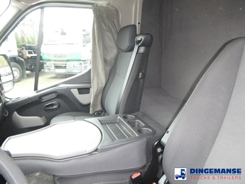 Box van Renault Master 170 dci 4x2 curtain side van: picture 11