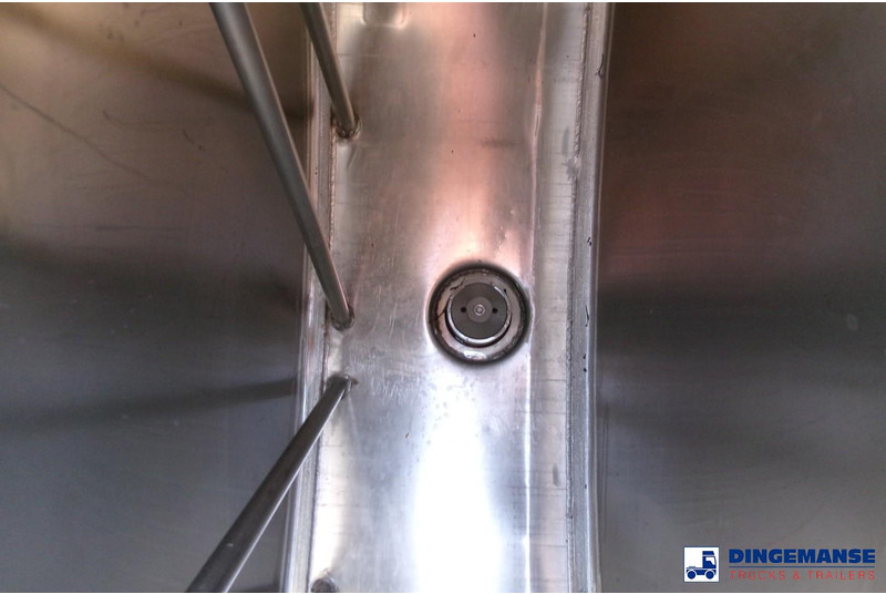 Renault Premium 300 4x2 fuel tank 14.2 m3 / 4 comp on lease Renault Premium 300 4x2 fuel tank 14.2 m3 / 4 comp: picture 18